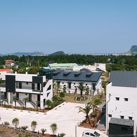 Jeju Abientot Villa Seogwipo Exteriör bild