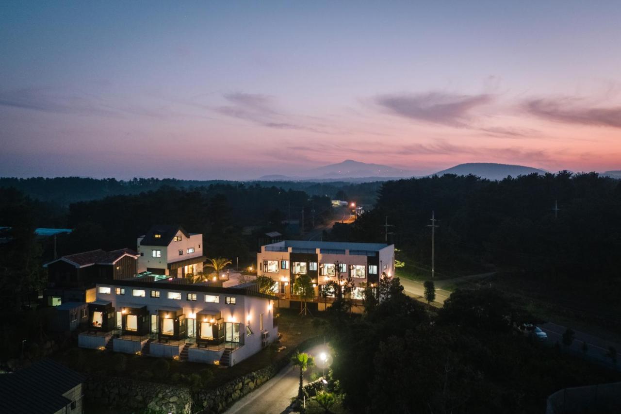 Jeju Abientot Villa Seogwipo Exteriör bild