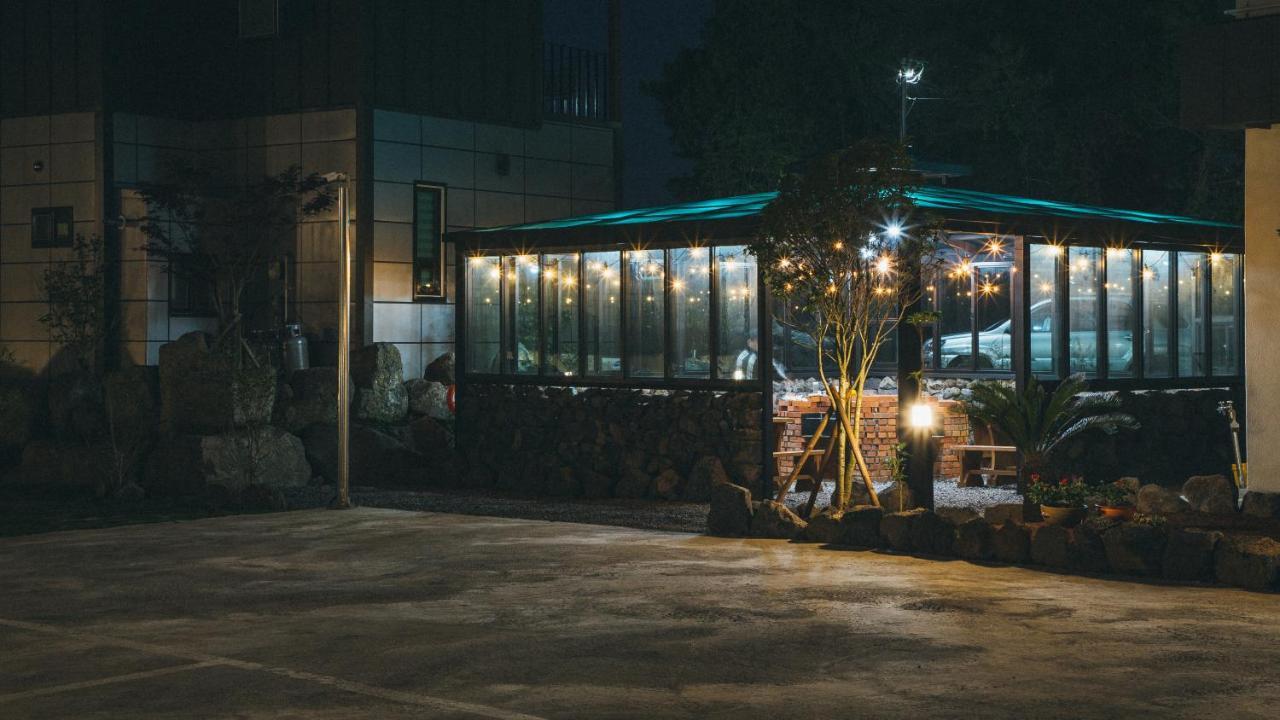 Jeju Abientot Villa Seogwipo Exteriör bild