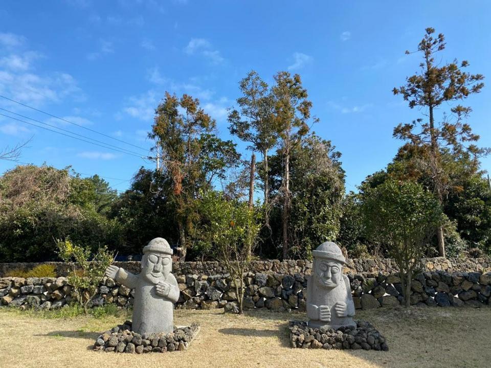 Jeju Abientot Villa Seogwipo Exteriör bild